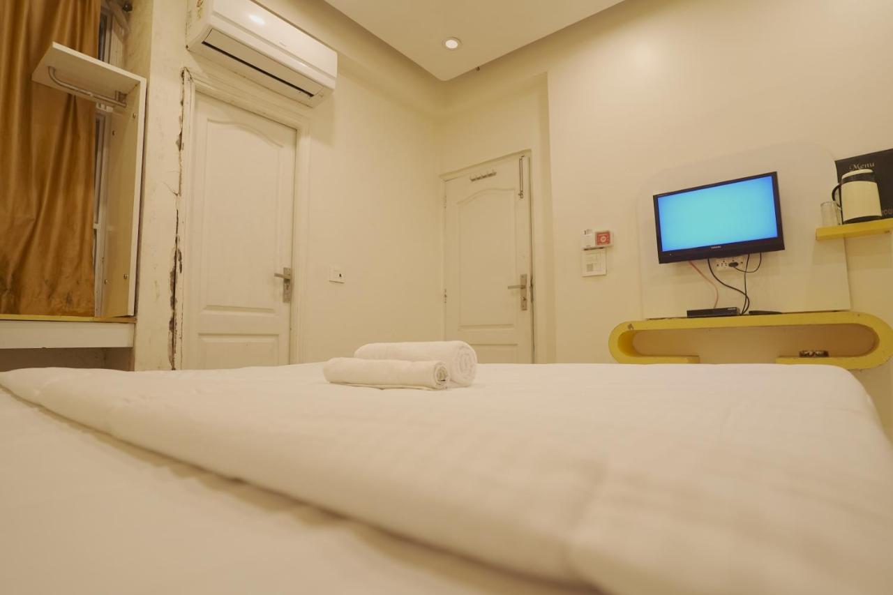 Hotel Leo Continental Нью-Дели Экстерьер фото