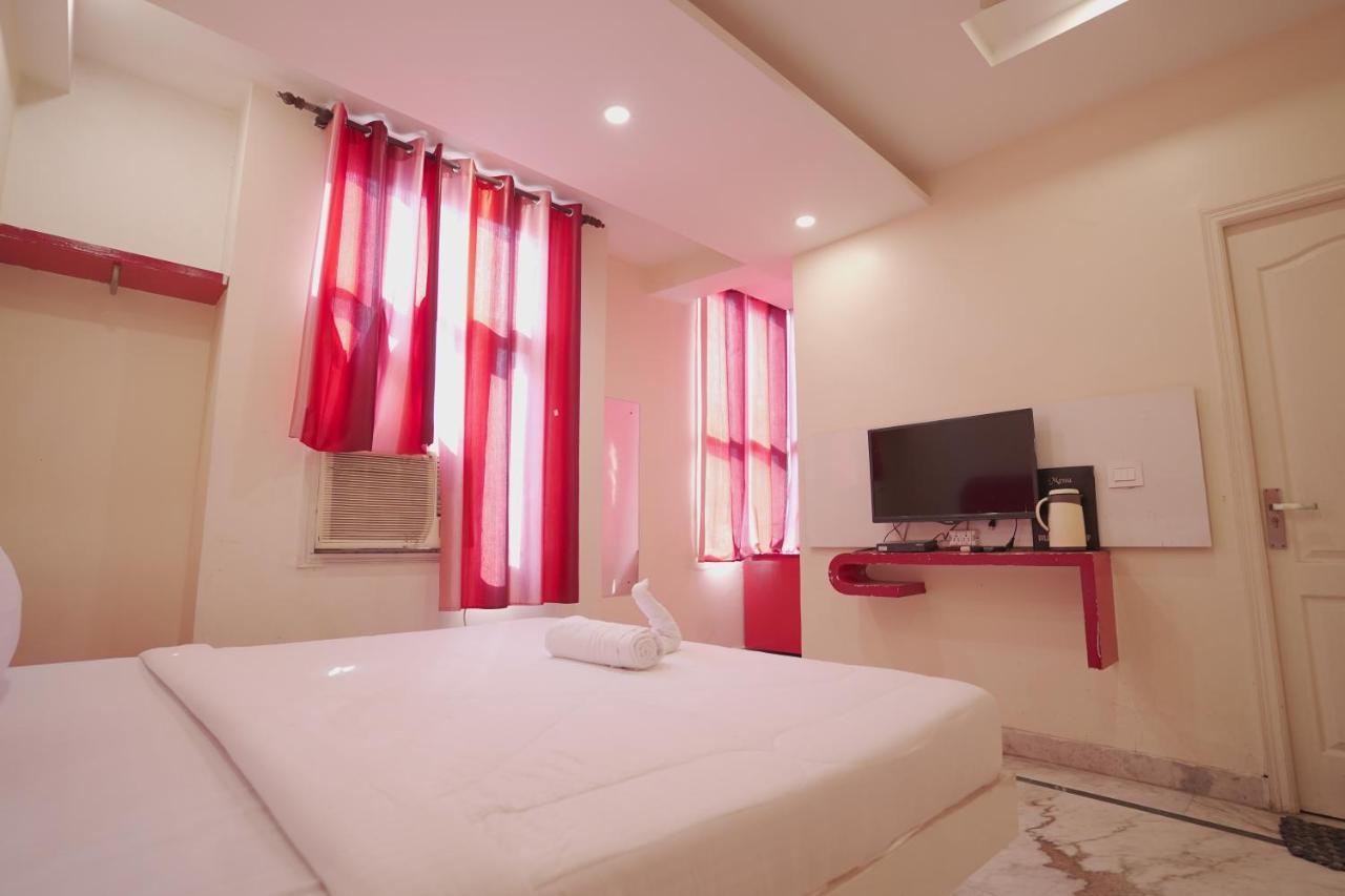 Hotel Leo Continental Нью-Дели Экстерьер фото